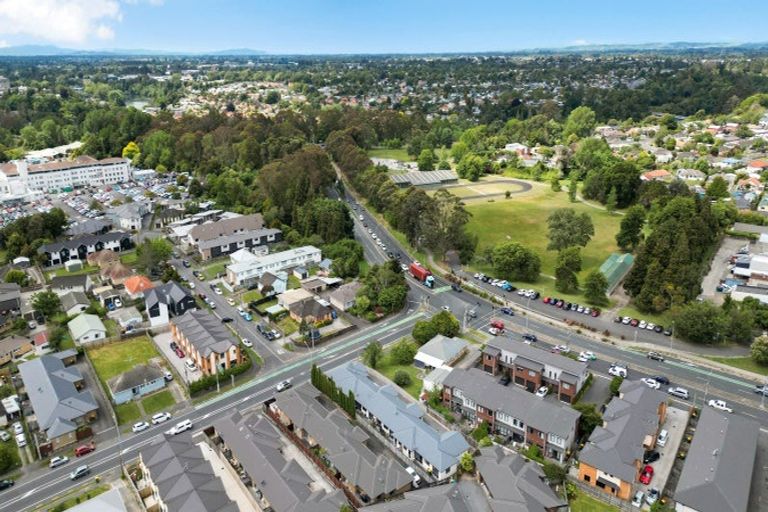 Photo of property in 54c Lorne Street, Melville, Hamilton, 3206