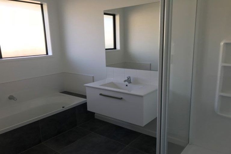 Photo of property in 15 Blacklock Road, Pyes Pa, Tauranga, 3112