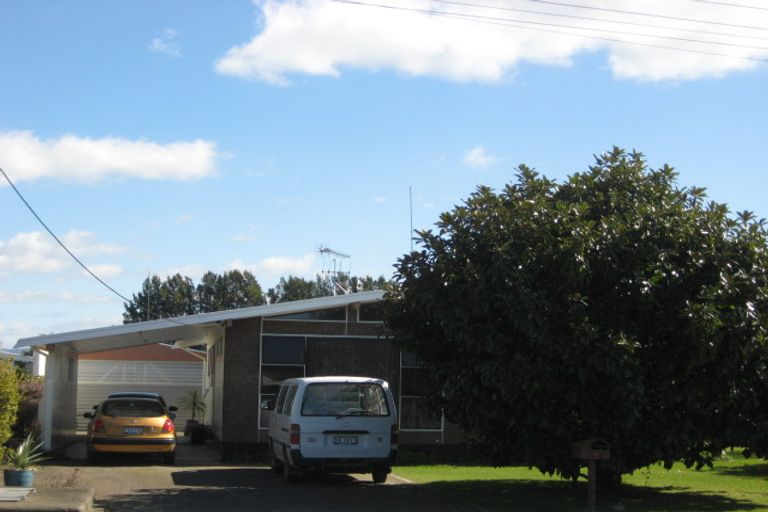 Photo of property in 13 Kowhai Avenue, Edgecumbe, 3120