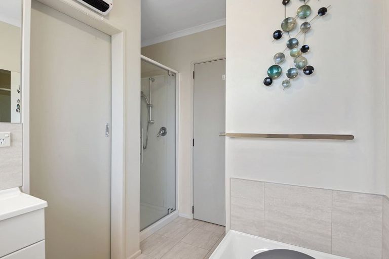 Photo of property in 14 Hilldale Place, Hillsborough, Christchurch, 8022