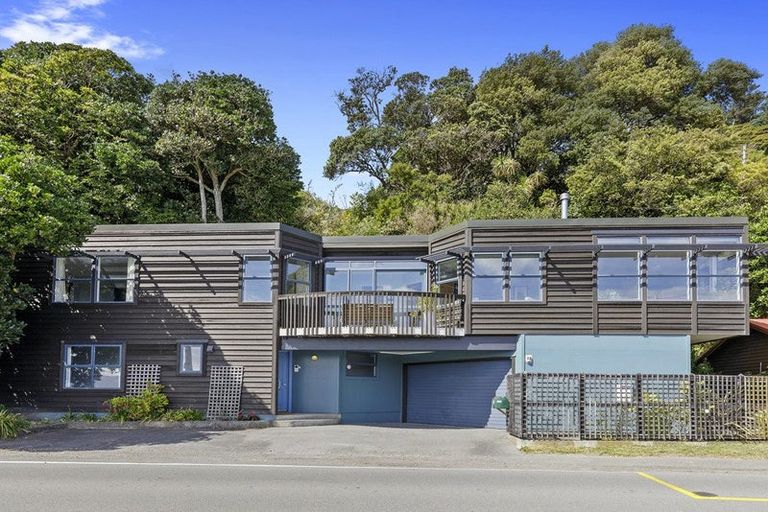 Photo of property in 445 Marine Dr Mahina Bay, Mahina Bay, Lower Hutt, 5013