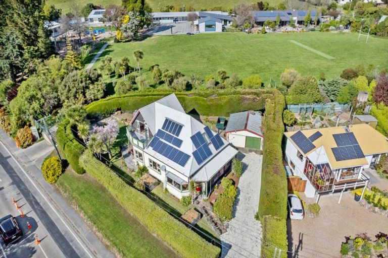 Photo of property in 124 Marine Drive, Diamond Harbour, Lyttelton, 8971