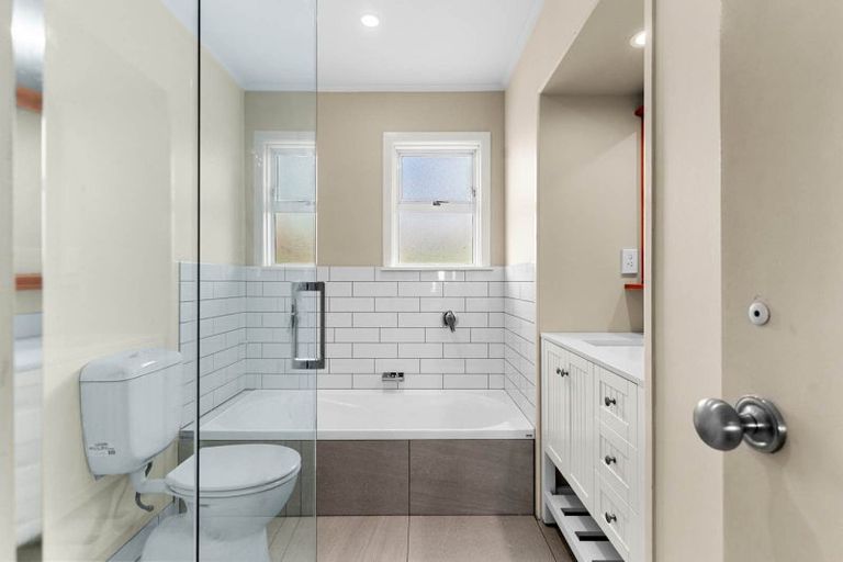 Photo of property in 65b Otara Road, Kaiwaka, 0573