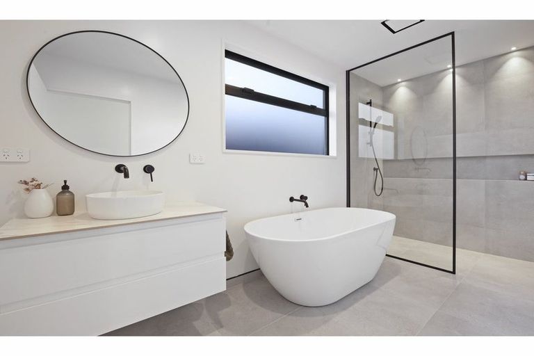 Photo of property in 9 Waipara Road, Pegasus, 7612