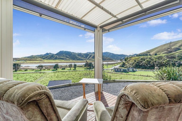 Photo of property in 1441 Marokopa Road, Marokopa, Te Kuiti, 3988