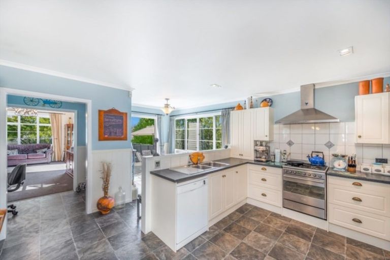 Photo of property in 11 Mansel Avenue, Hillcrest, Hamilton, 3216