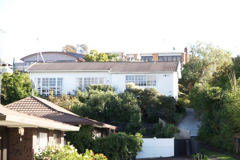 Photo of property in 9 Pah Road, Cockle Bay, Auckland, 2014