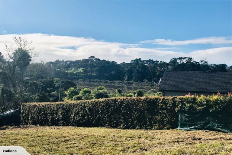 Photo of property in 6 Kent Terrace, Riverhead, 0820