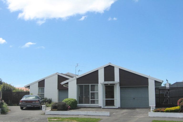 Photo of property in 2/12 Rolfe Place, Bishopdale, Christchurch, 8053
