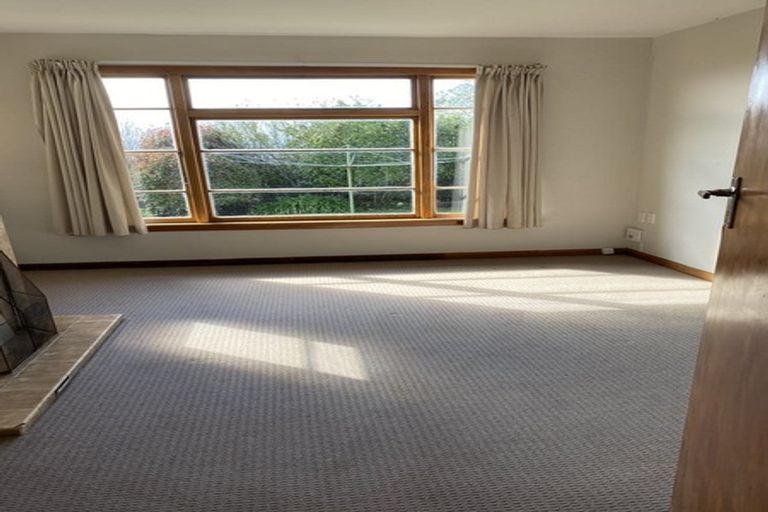 Photo of property in 99 Dyers Pass Road, Cashmere, Christchurch, 8022