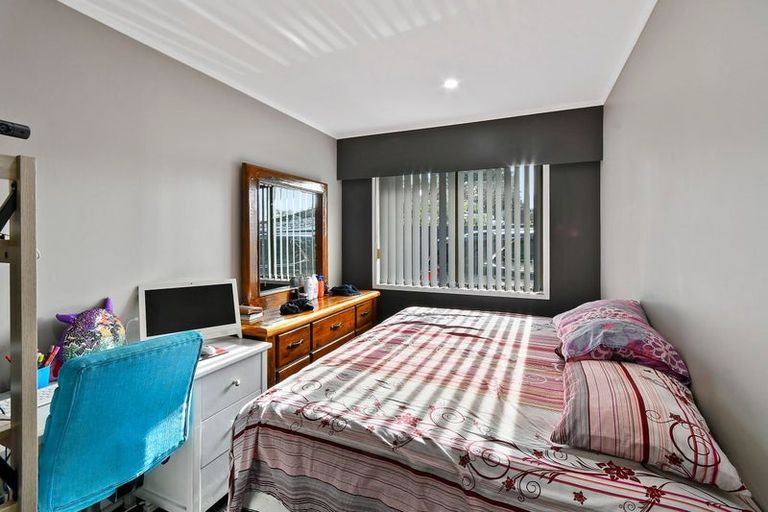 Photo of property in 1/2 Huia Road, Papatoetoe, Auckland, 2025