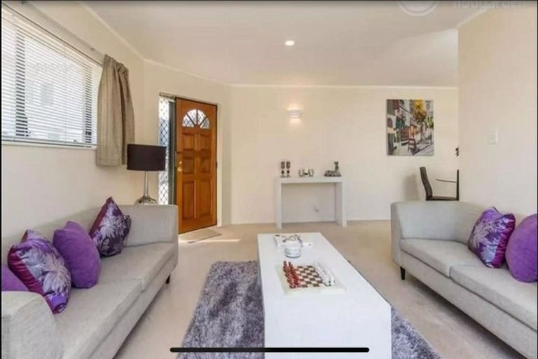 Photo of property in 2/26 Inverness Road, Browns Bay, Auckland, 0630