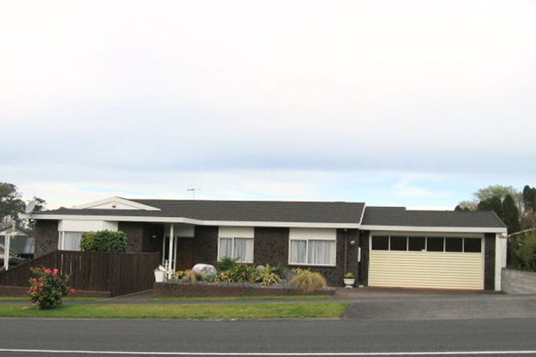 Photo of property in 28 Delamare Road, St Andrews, Hamilton, 3200