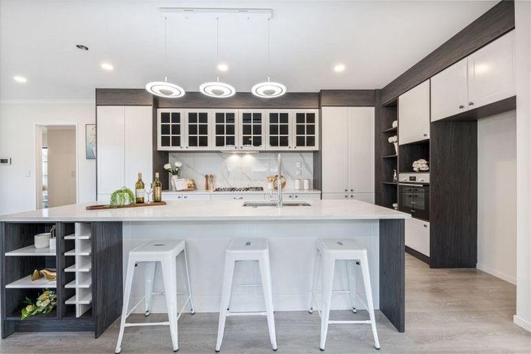 Photo of property in 41a Donegal Drive, Flat Bush, Auckland, 2019