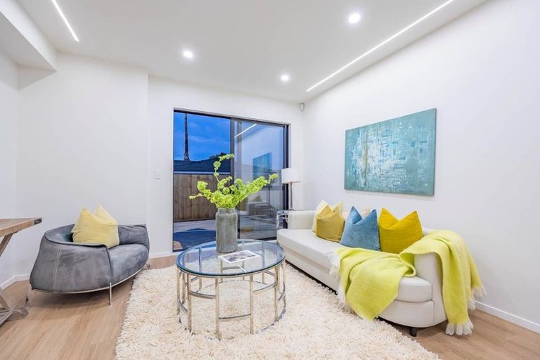 Photo of property in 13/7 Broadview Place, Howick, Auckland, 2014
