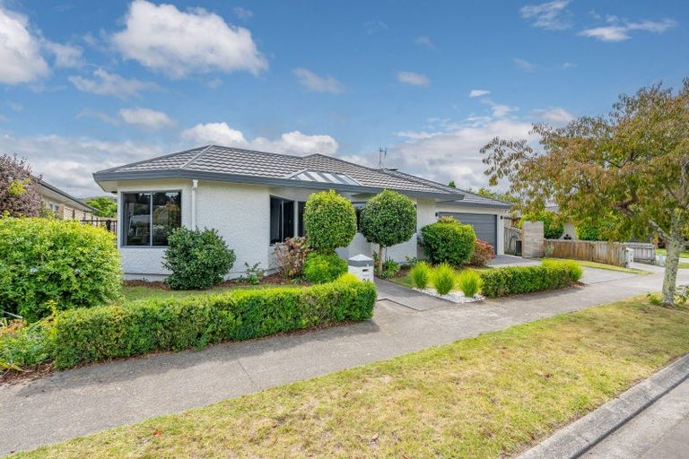 Photo of property in 34 Kensington Drive, Taradale, Napier, 4112