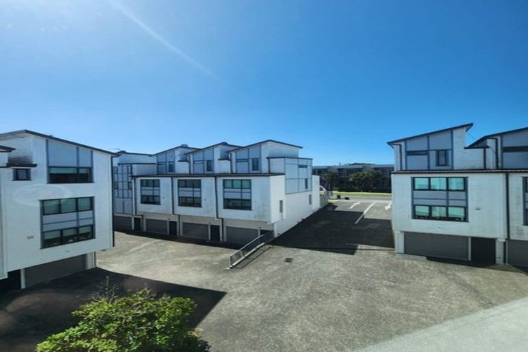 Photo of property in 72 Norwood Drive, Flat Bush, Auckland, 2019
