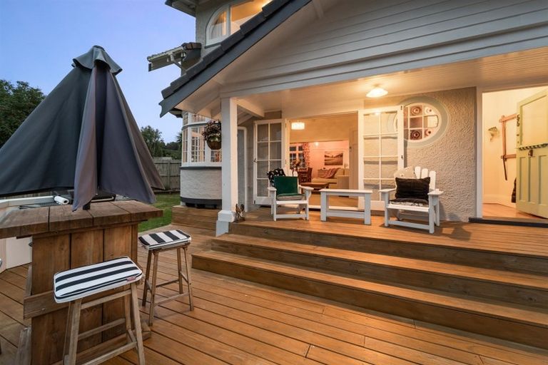 Photo of property in 55 Rautawhiri Road, Helensville, 0800