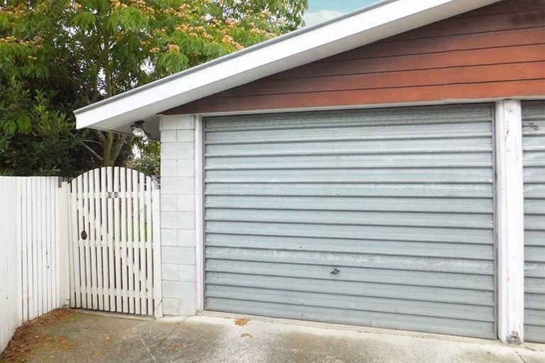 Photo of property in 1/5 Gainsborough Street, Hoon Hay, Christchurch, 8025