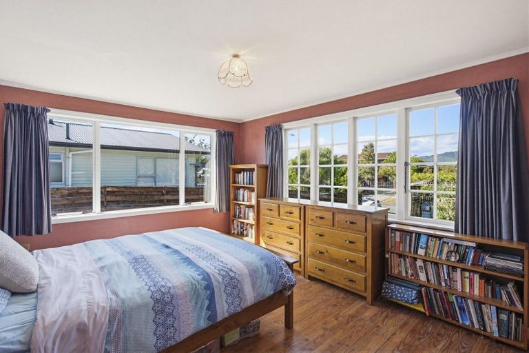 Photo of property in 6 Teoti Street, Paraparaumu Beach, Paraparaumu, 5032
