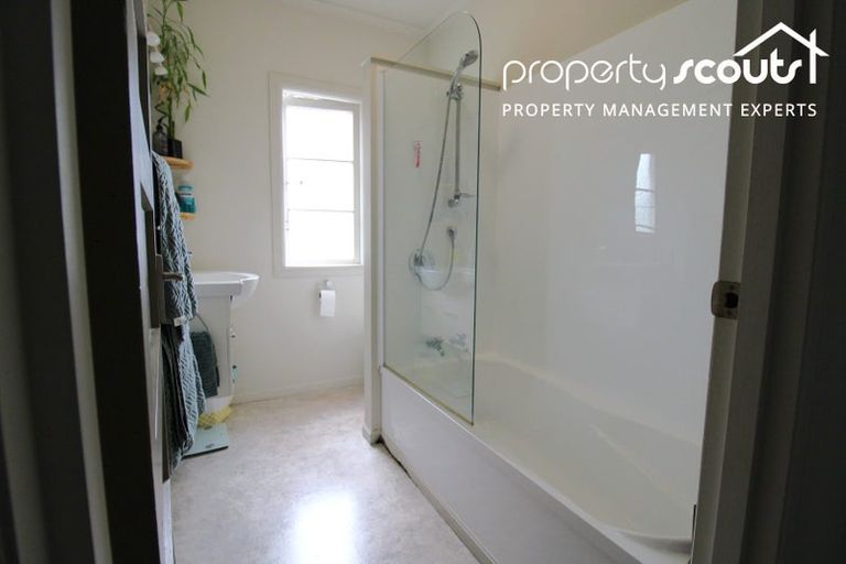 Photo of property in 89 Blanket Bay Road, Sawyers Bay, Port Chalmers, 9023