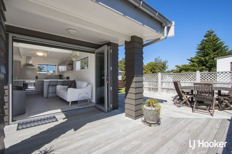 Photo of property in 12 Snell Crescent, Waihi Beach, 3611