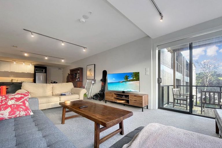 Photo of property in Detroit Apartments, 204/181 Tasman Street, Mount Cook, Wellington, 6021