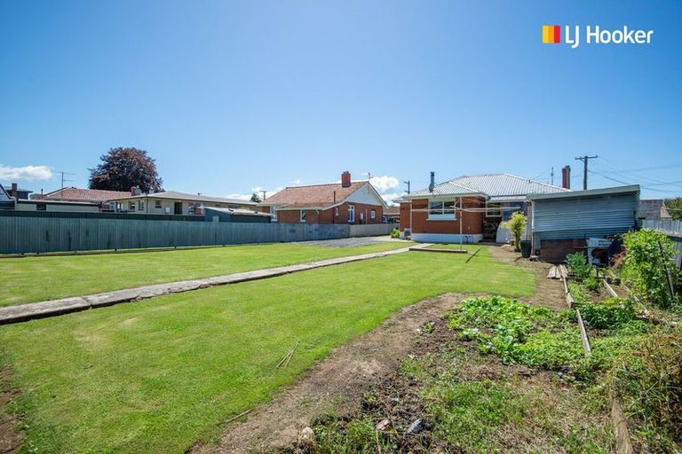 Photo of property in 18 Argyle Street, Mornington, Dunedin, 9011