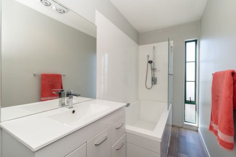 Photo of property in 3/24 Harman Street, Addington, Christchurch, 8024