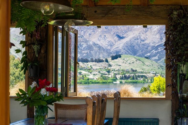 Photo of property in 48 Rutherford Road, Lake Hayes, Queenstown, 9371