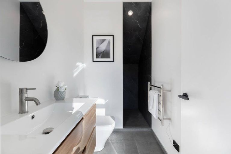 Photo of property in 4 Boulder Lane, Jacks Point, 9371