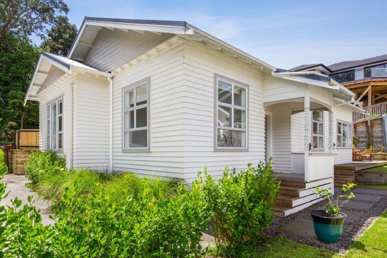 Photo of property in 6d Burns Street, Westown, New Plymouth, 4310