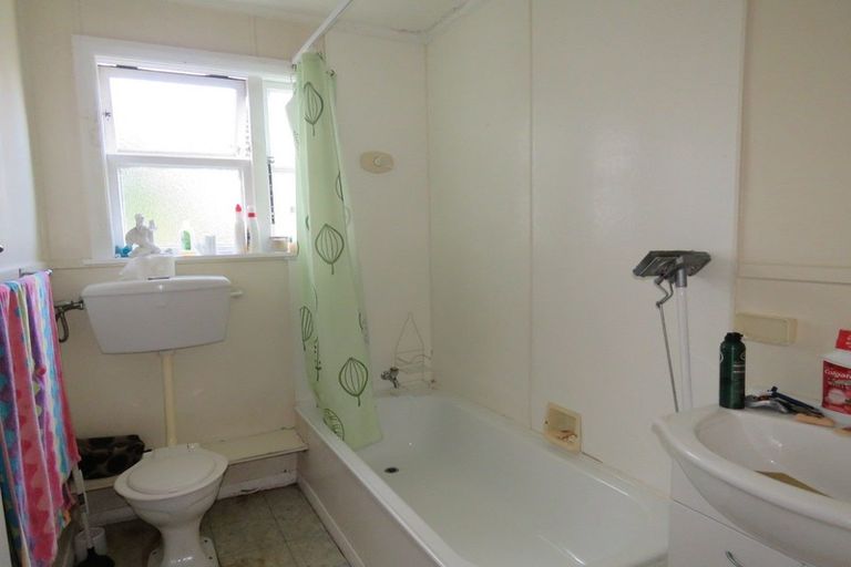 Photo of property in 46/48 Domett Street, Westport, 7825