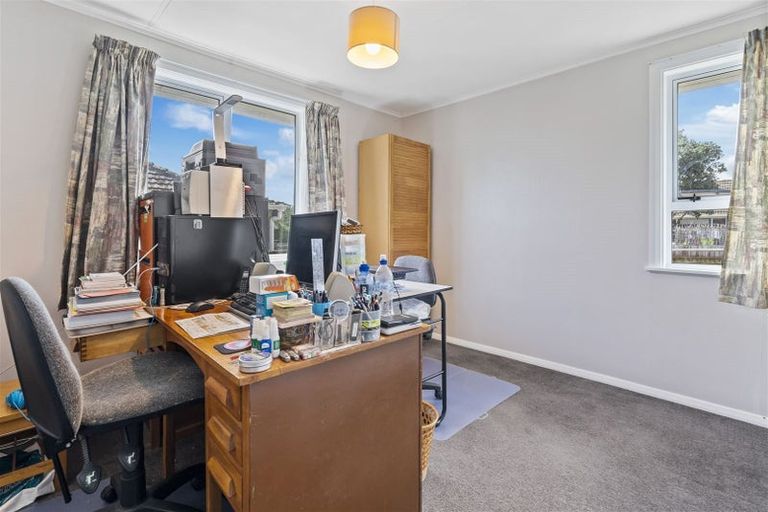 Photo of property in 7 Kura Street, Titahi Bay, Porirua, 5022