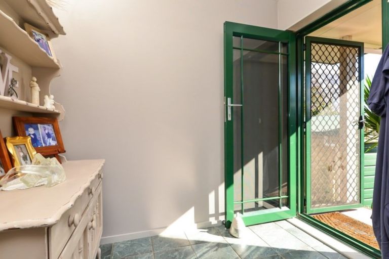 Photo of property in 17 Rosehill Place, Nawton, Hamilton, 3200