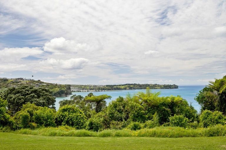 Photo of property in 97 Tiri Road, Tindalls Beach, Whangaparaoa, 0930