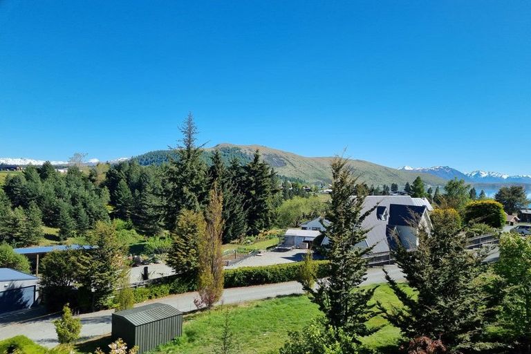 Photo of property in 20 Murray Place, Lake Tekapo, 7999