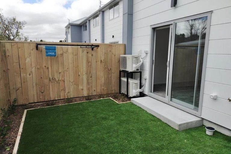 Photo of property in 1/29 Waiwhetu Road, Waiwhetu, Lower Hutt, 5010