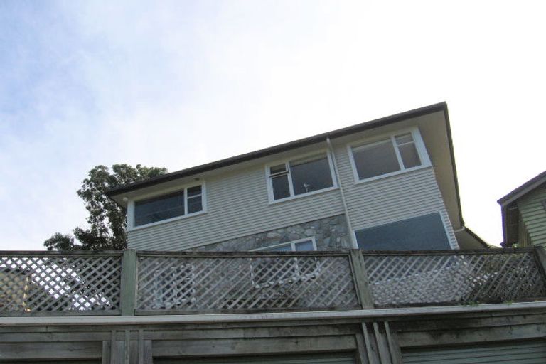Photo of property in 6 Fettes Crescent, Seatoun, Wellington, 6022