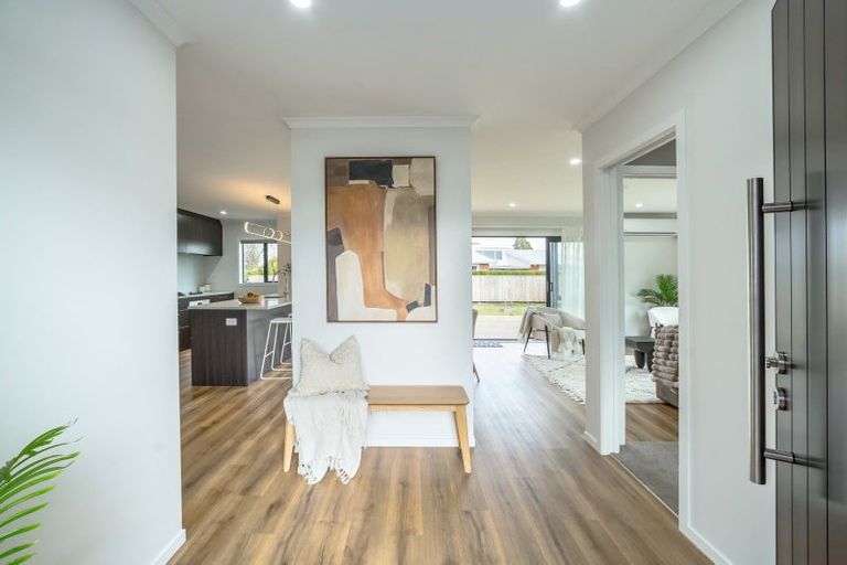 Photo of property in 21 Coralie Place, Lansdowne, Masterton, 5810