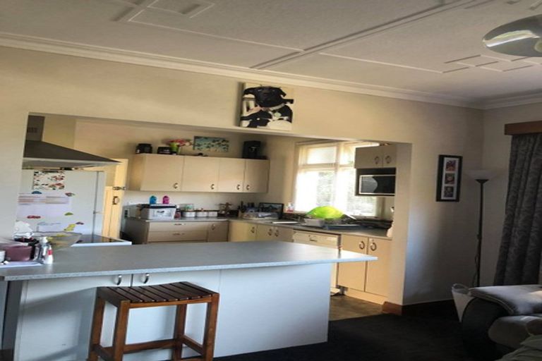 Photo of property in 43 Glen Road, Mornington, Dunedin, 9011