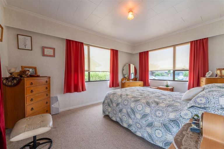 Photo of property in 6 Moorhouse Street, Waimate, 7924