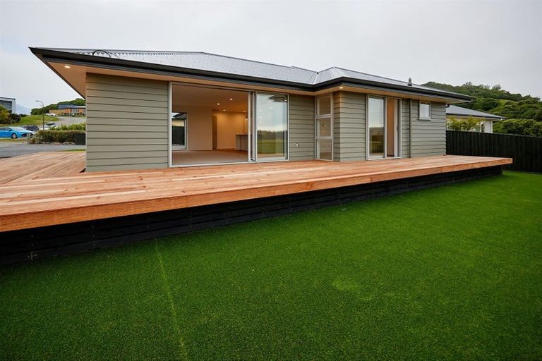 Photo of property in 29 Knowles Crescent, Kaikoura Flat, Kaikoura, 7371