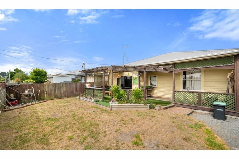 Photo of property in 1/28 Hay Street, Bromley, Christchurch, 8062