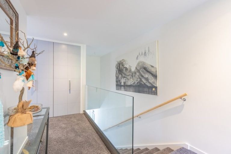 Photo of property in 2/27 Rannoch Drive, Jacks Point, Queenstown, 9371