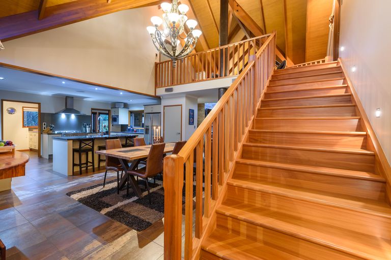 Photo of property in 17 Roger Guy Place, Welcome Bay, Tauranga, 3175