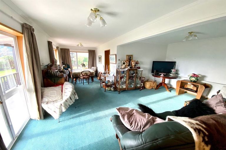 Photo of property in 12 Henley Drive, Balclutha, 9230
