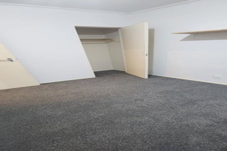 Photo of property in 1/190 Coronation Road, Hillcrest, Auckland, 0627