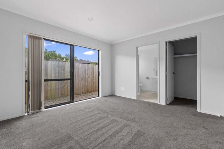 Photo of property in 28/19 Glencarron Place, Bethlehem, Tauranga, 3110