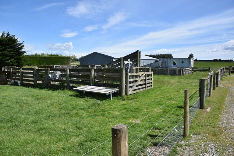 Photo of property in 555 Flora East, Makarewa, Invercargill, 9876